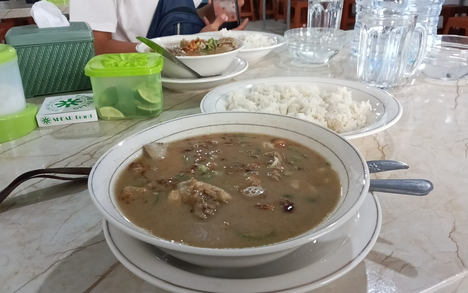 Warung Ariel Coto dan Konro Hadir, Kuliner Baru Bulukumba