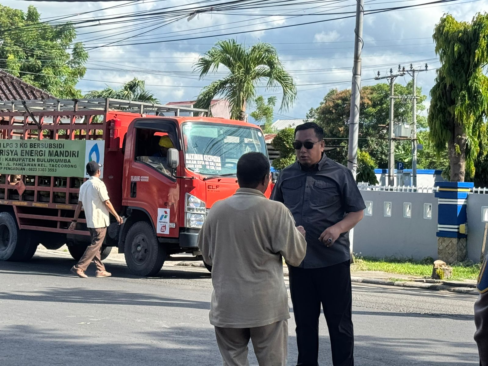 Bapenda Sulsel Tertibkan Pajak Kendaraan di Bulukumba