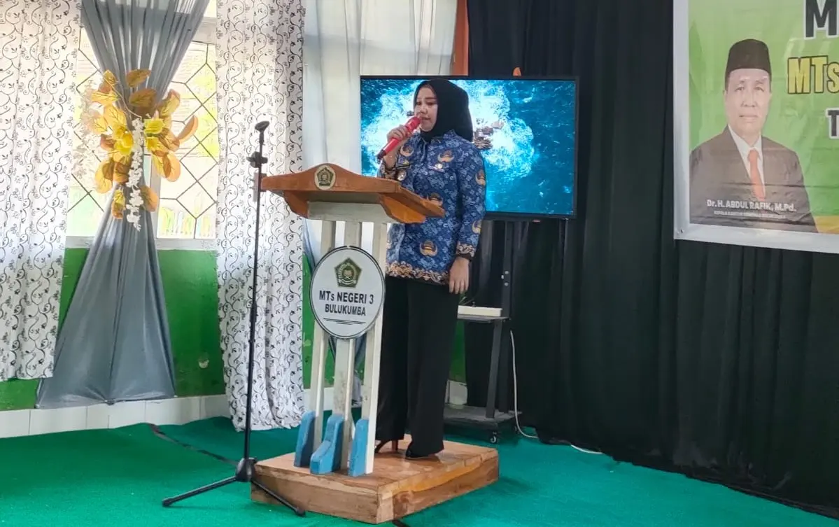 Camat Bontotiro Ingatkan Siswa MTsN Jaga Adab demi Masa Depan