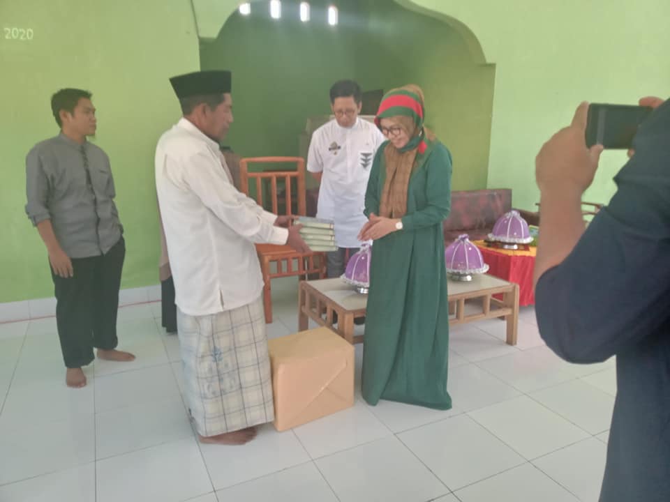 Semoga Berkah, Bantuan Mushaf Untuk Para Huffadz Darul Ishlah