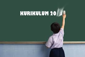 Upaya Penyesatan Sistematis Dengan Ganti Kurikulum?