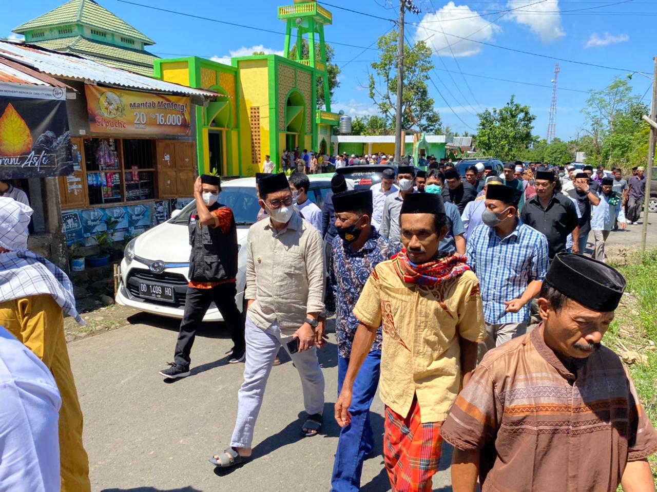 Wabup Edy Manaf Hadiri Pemakaman Almarhum Karaeng Hasan