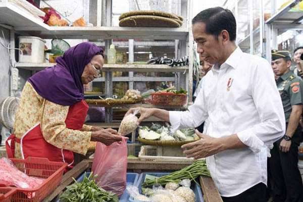 Kembali Dikritik, Presiden Jokowi Atas Naiknya Harga Jelang Tahun Baru 2022.