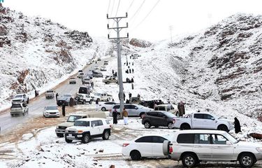 Salju Turun di Arab Saudi Saat Tahun Baru