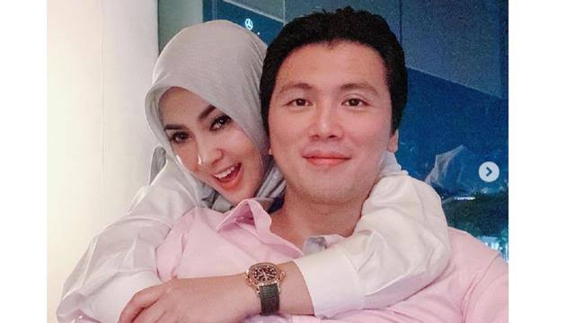 Mendadak Suaminya Ungkap Kebiasaan Sehari-harinya Syahrini
