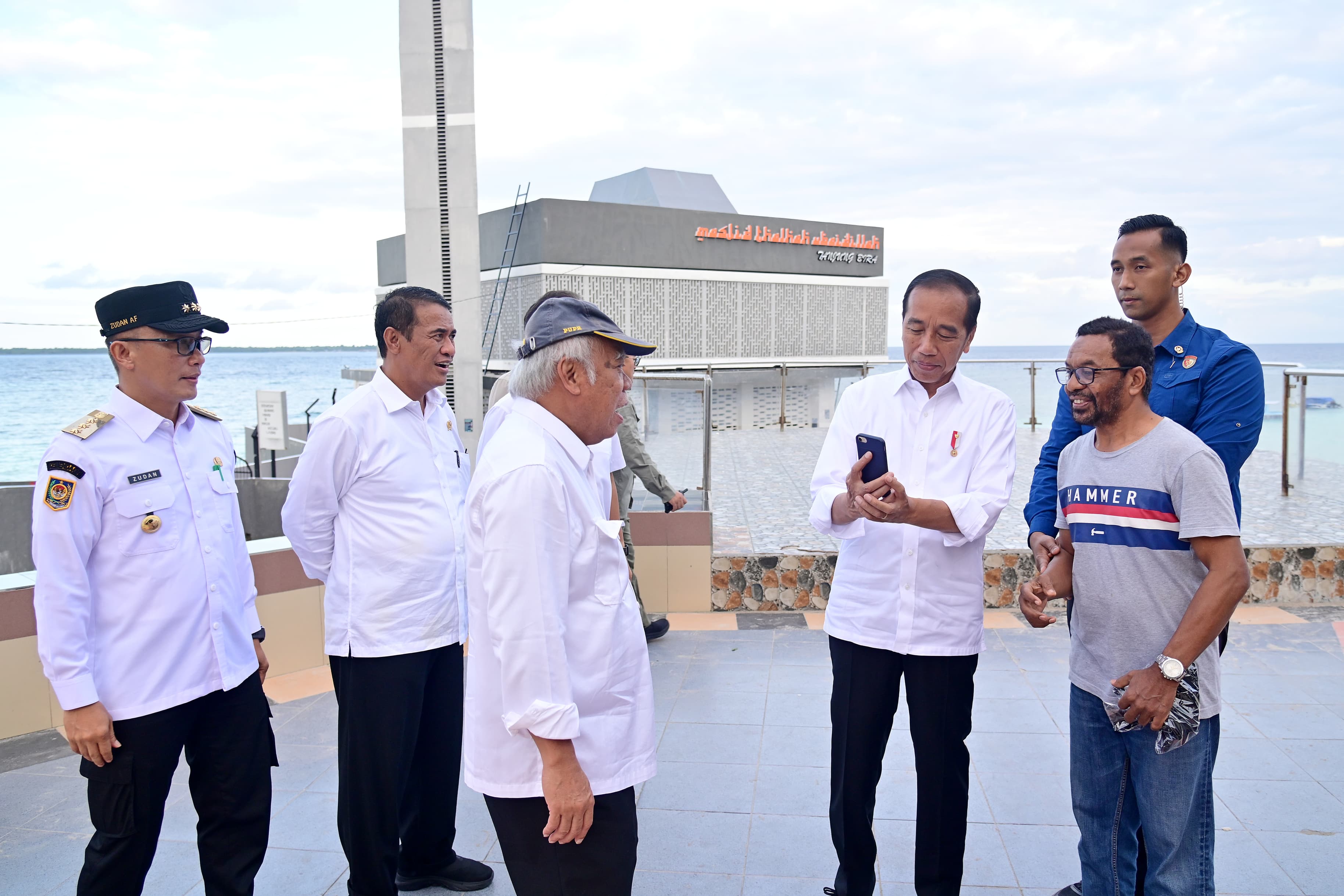 Presiden RI Joko Widodo Menginap di Tanjung Bira, Bulukumba Raih Sejarah Baru