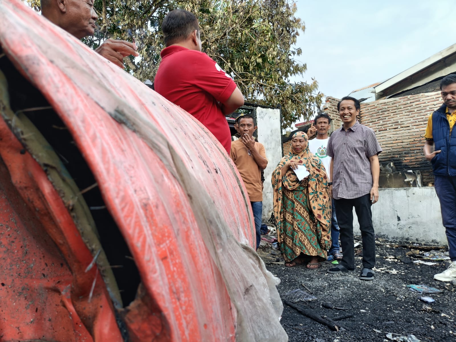 JMS Sapa Warga Korban Kebakaran di BTN 1, Bawa Dukungan dan Pesan Kesabaran