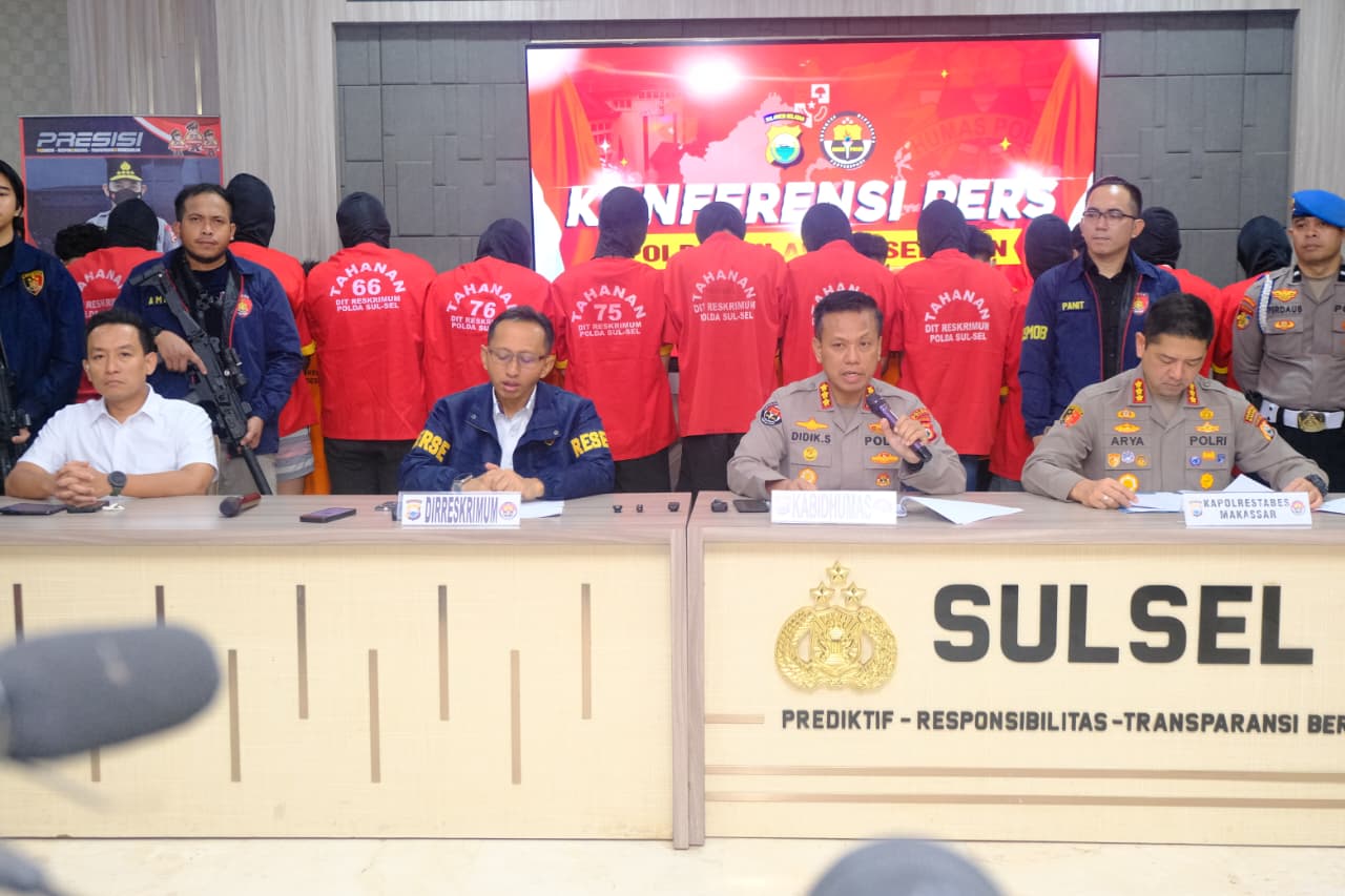29 Tersangka Dibekuk, Polda Sulsel Bongkar Dalang Pembakaran DPRD Sulsel dan Makassar